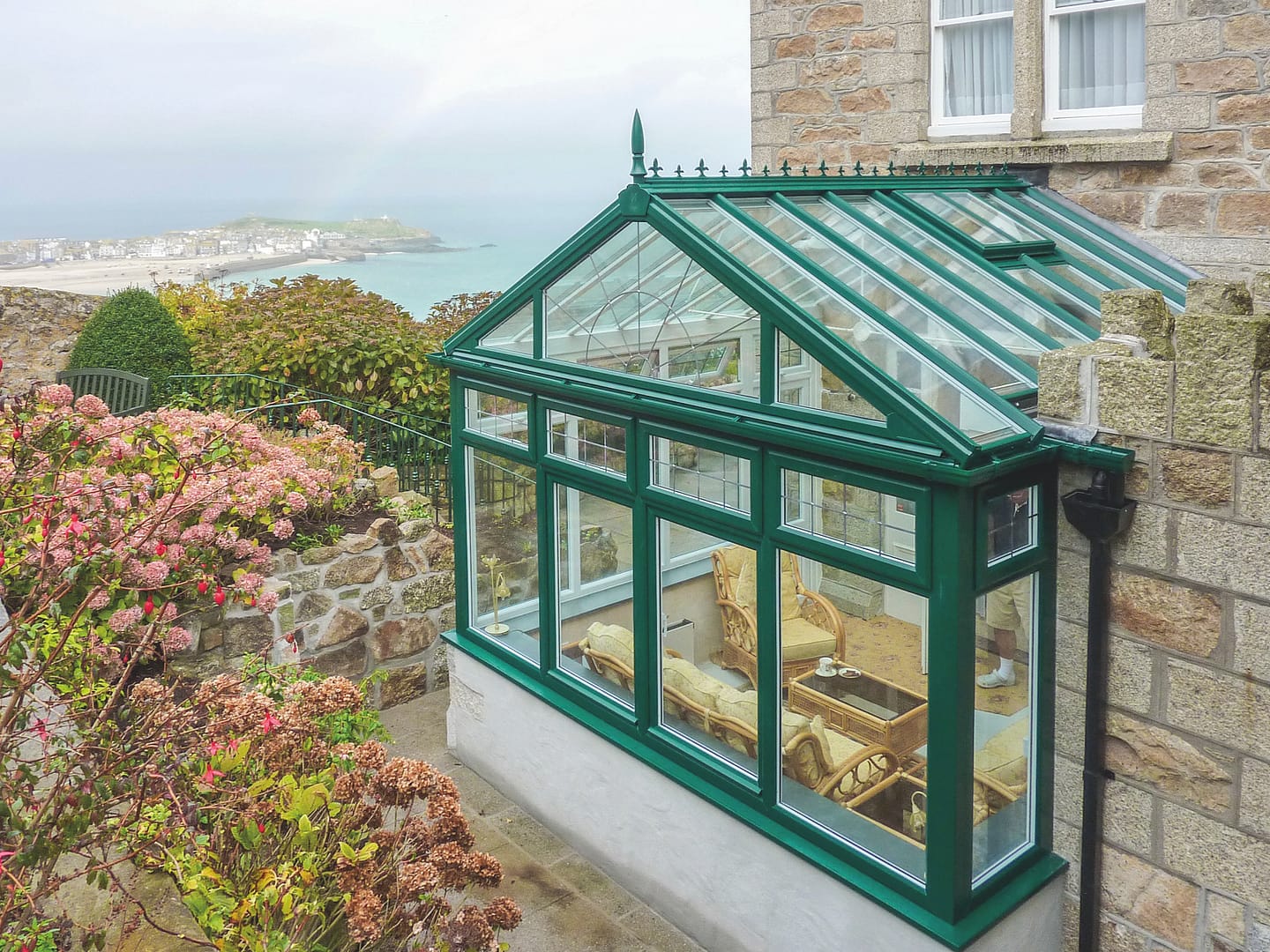 A gable-end beautiful conservatory in Cornwall by Philip Whear