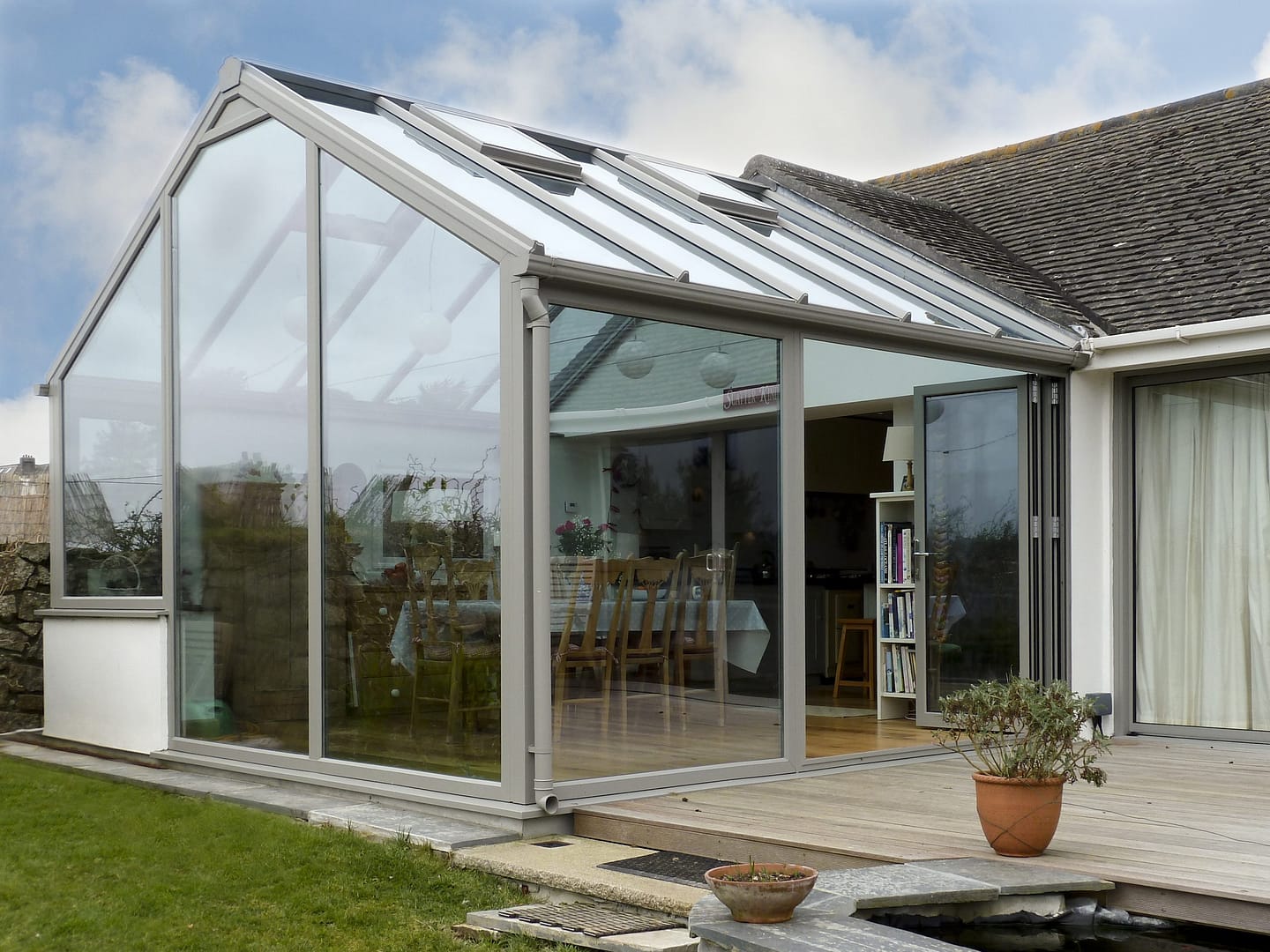 A gable-end conservatory in Cornwall by Philip Whear